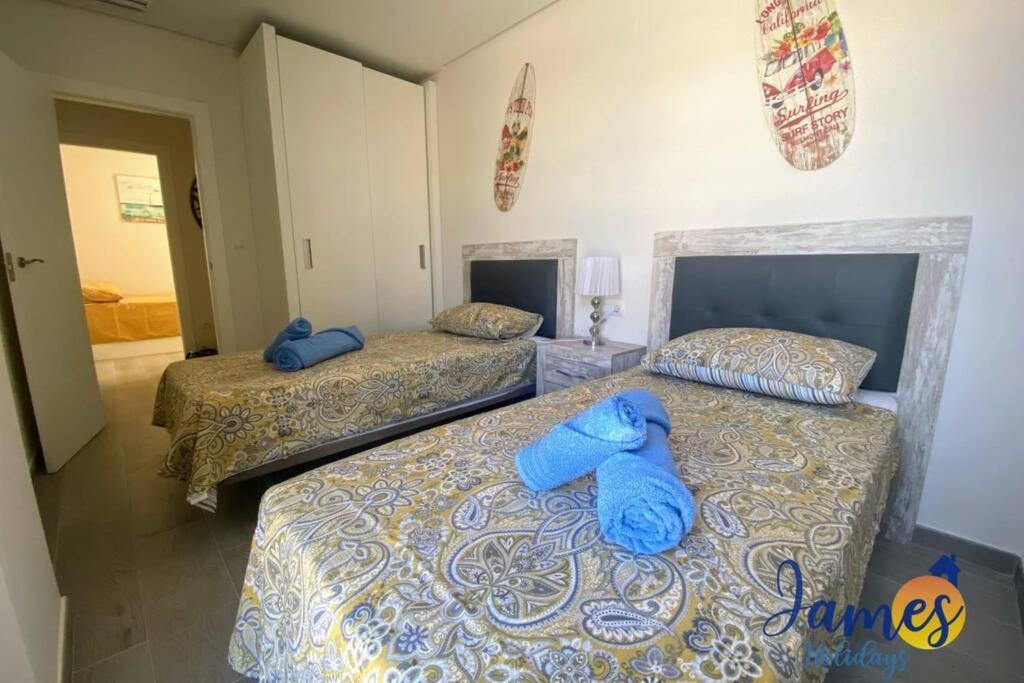 Green Hills Luxury Apartment With Comm Pool 알리칸테 외부 사진